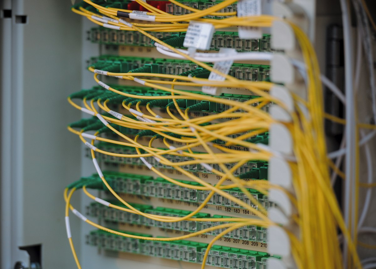 Fiber infrastructure for a high frequency trading data center